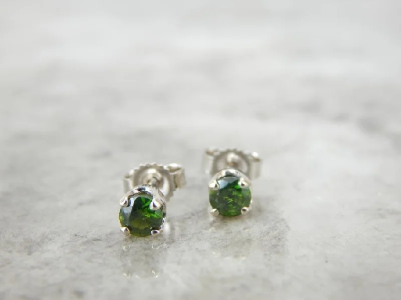 Ladies earrings group styles-White Gold and Green Garnet Simple Stud Earrings