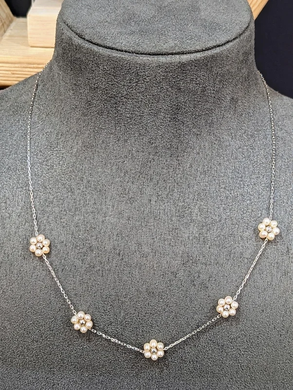 Ladies necklaces delicate looks-Silver Pearl Flower Cluster Necklace