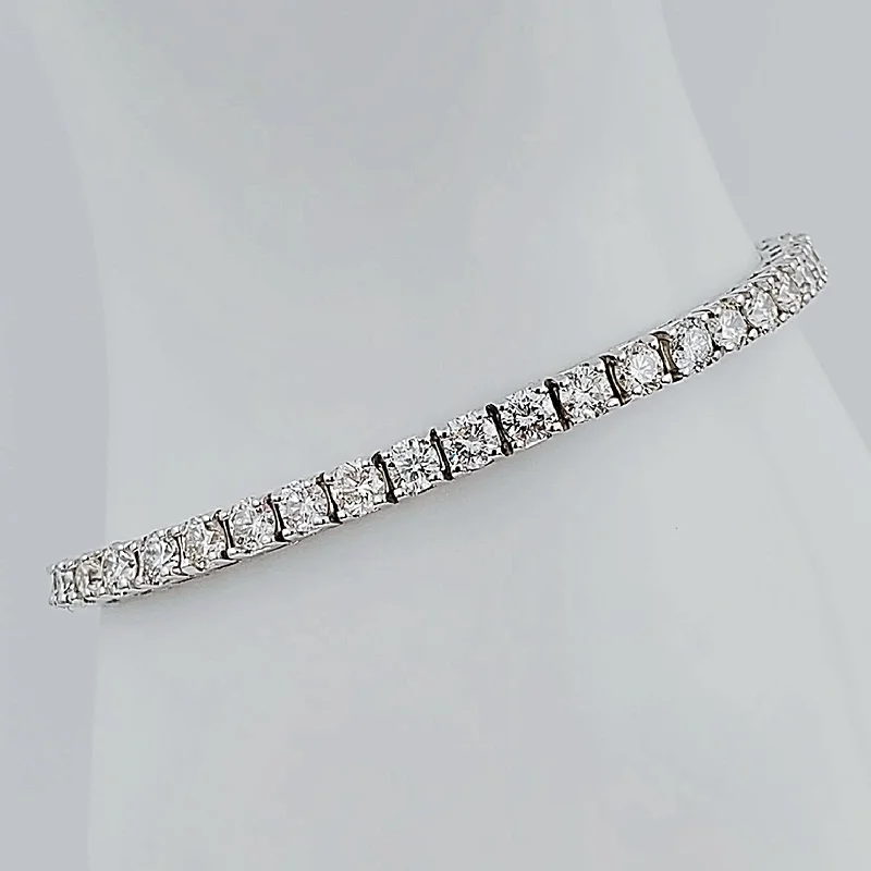 Ladies bracelets diamond accents-Women's 14K White Gold 7.75 Carat Total Weight (SI2 Color I) 17 GR Diamond Tennis Bracelet.