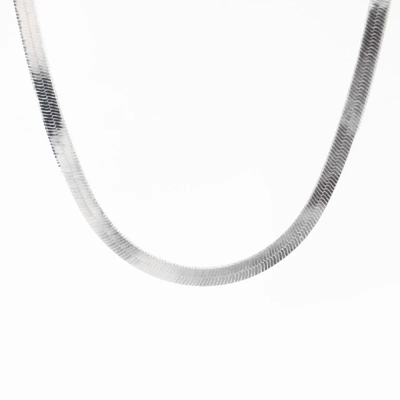 Ladies rings Valentine’s Day-Silver Herringbone Chain