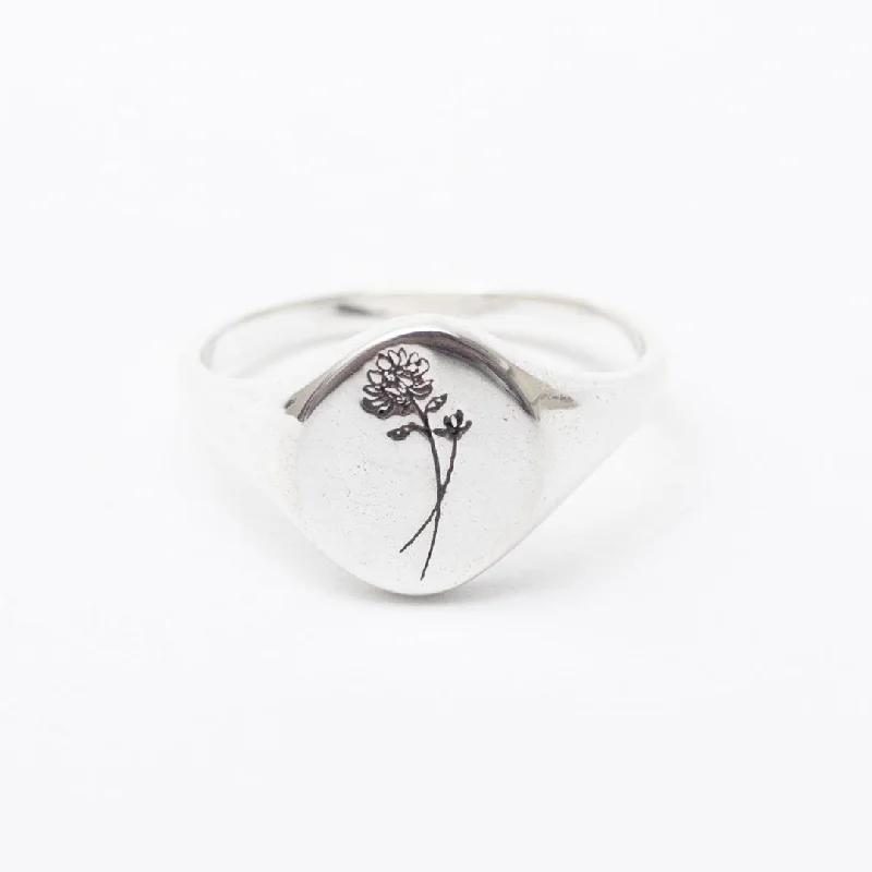 Ladies rings lightweight feel-November Birth Flower Signet Ring