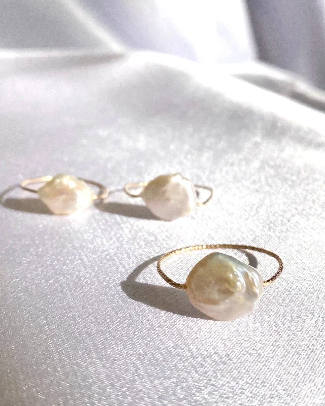 Ladies rings friendship rings-Keshi Pearl Daily Serenity Ring