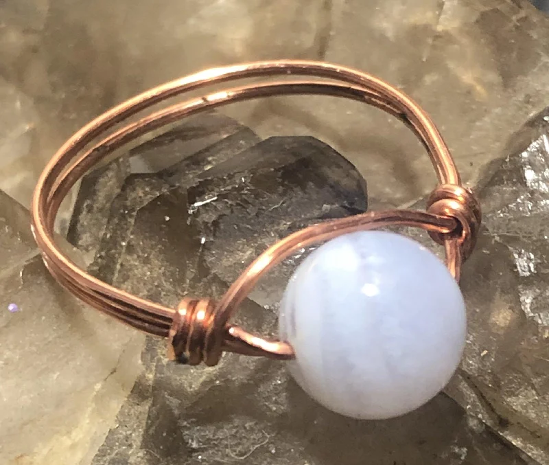 Ladies rings Mother’s Day-Blue Lace Agate Copper Bead Ring