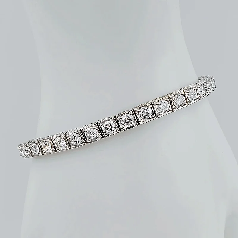 Ladies bracelets size options-Women's 14K White Gold 6.80 Carat Total Weight (SI Color H) 21.1 GR Diamond Tennis Bracelet.