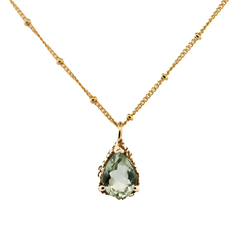 Ladies necklaces diamond accents-Dainty London Gold Alba Pendant Necklace