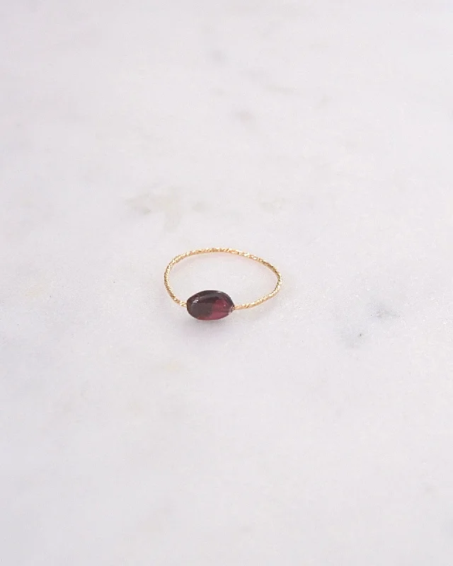 Ladies rings memory keepsakes-Garnet Daily Serenity Ring