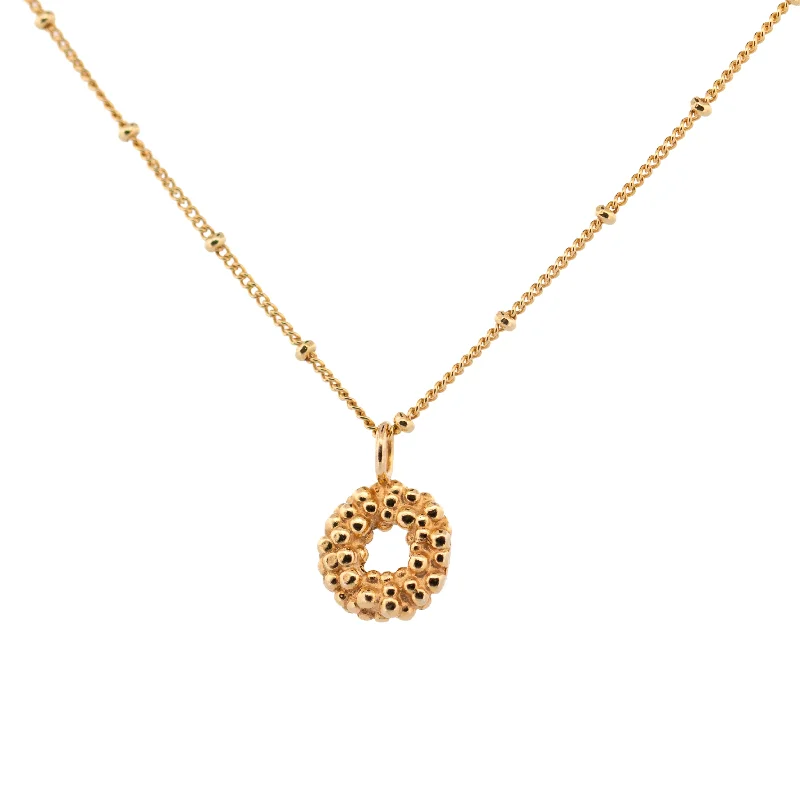 Ladies necklaces length options-Dainty London 9ct Gold Mini Barnacle Necklace